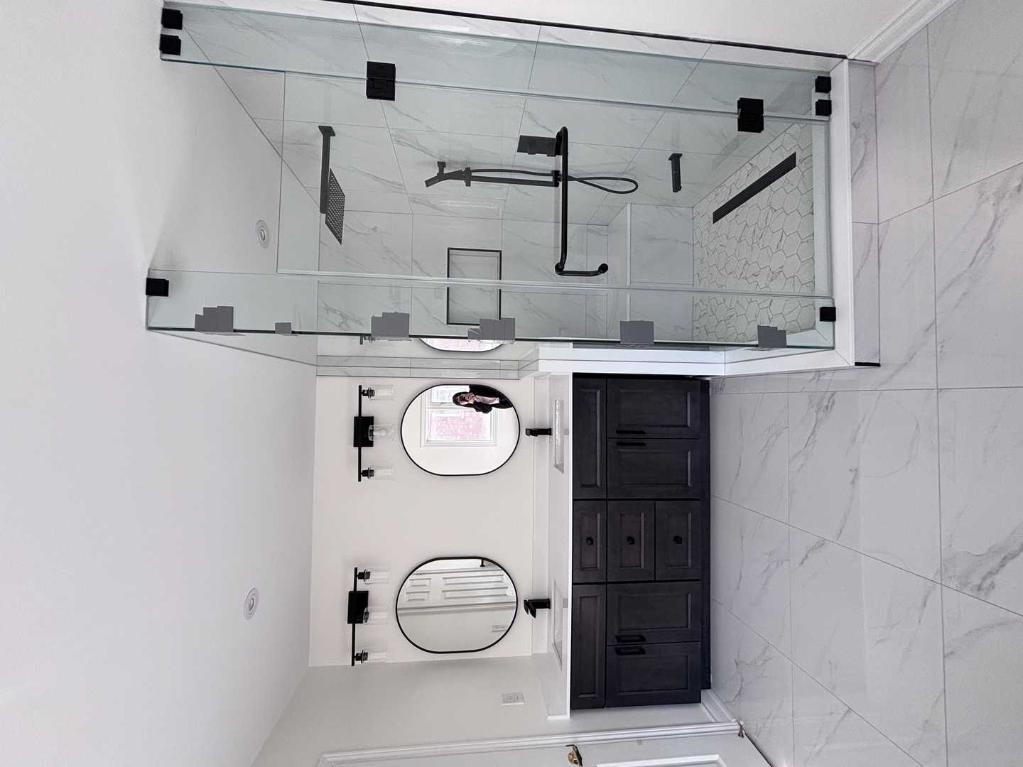 Kodaen black fixture with custom shower beach, solid dovetails maple - Image 2