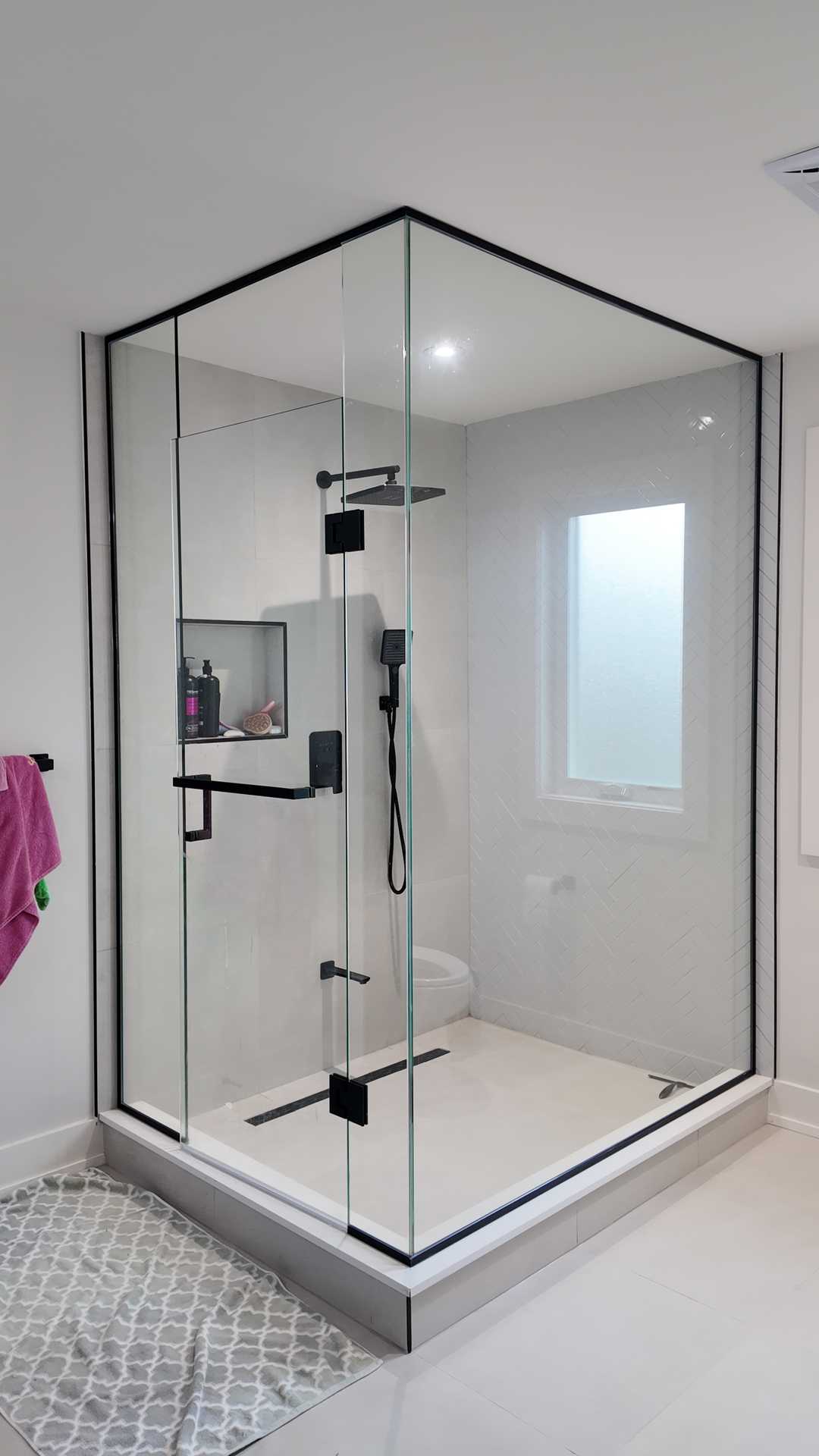 4 bathroom-fluted custom black vanity for share bathroom, avocado green - Image 6