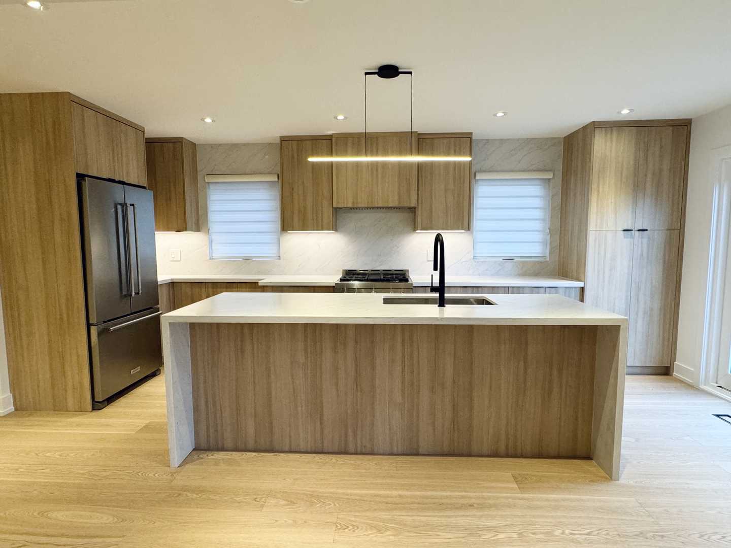 L shape kitchen-Wood panel cabinet with black fluted coffee bar, - Image 4