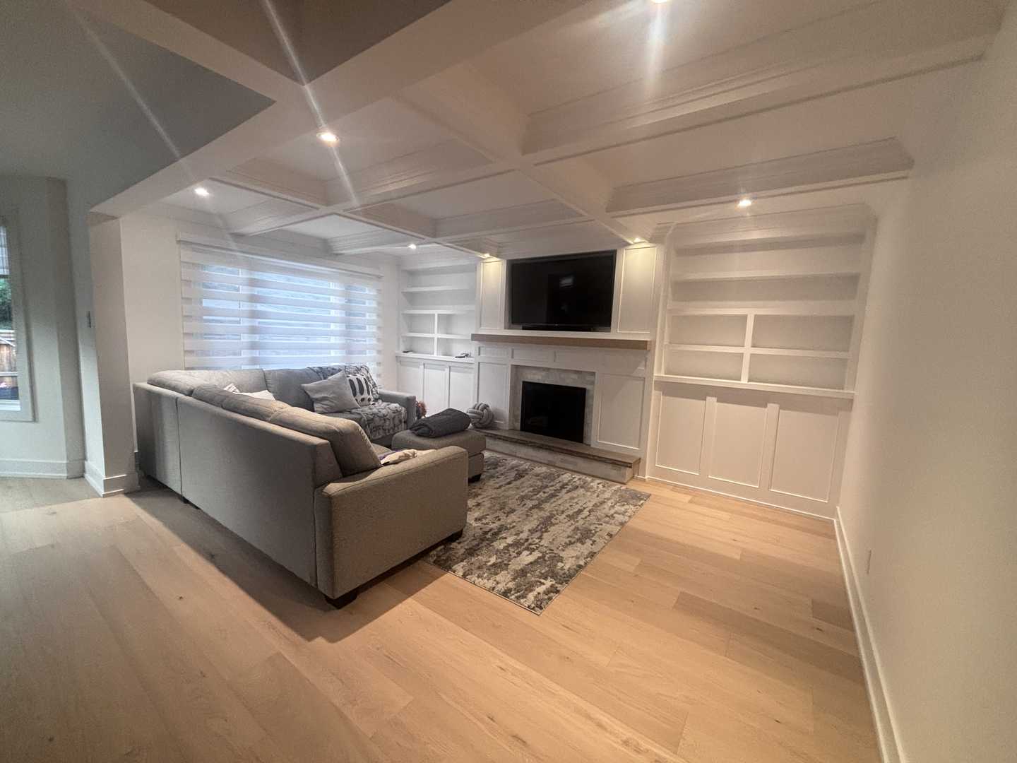 Full house renovation - includes tv wall, customize kitchen, closets, - Image 2