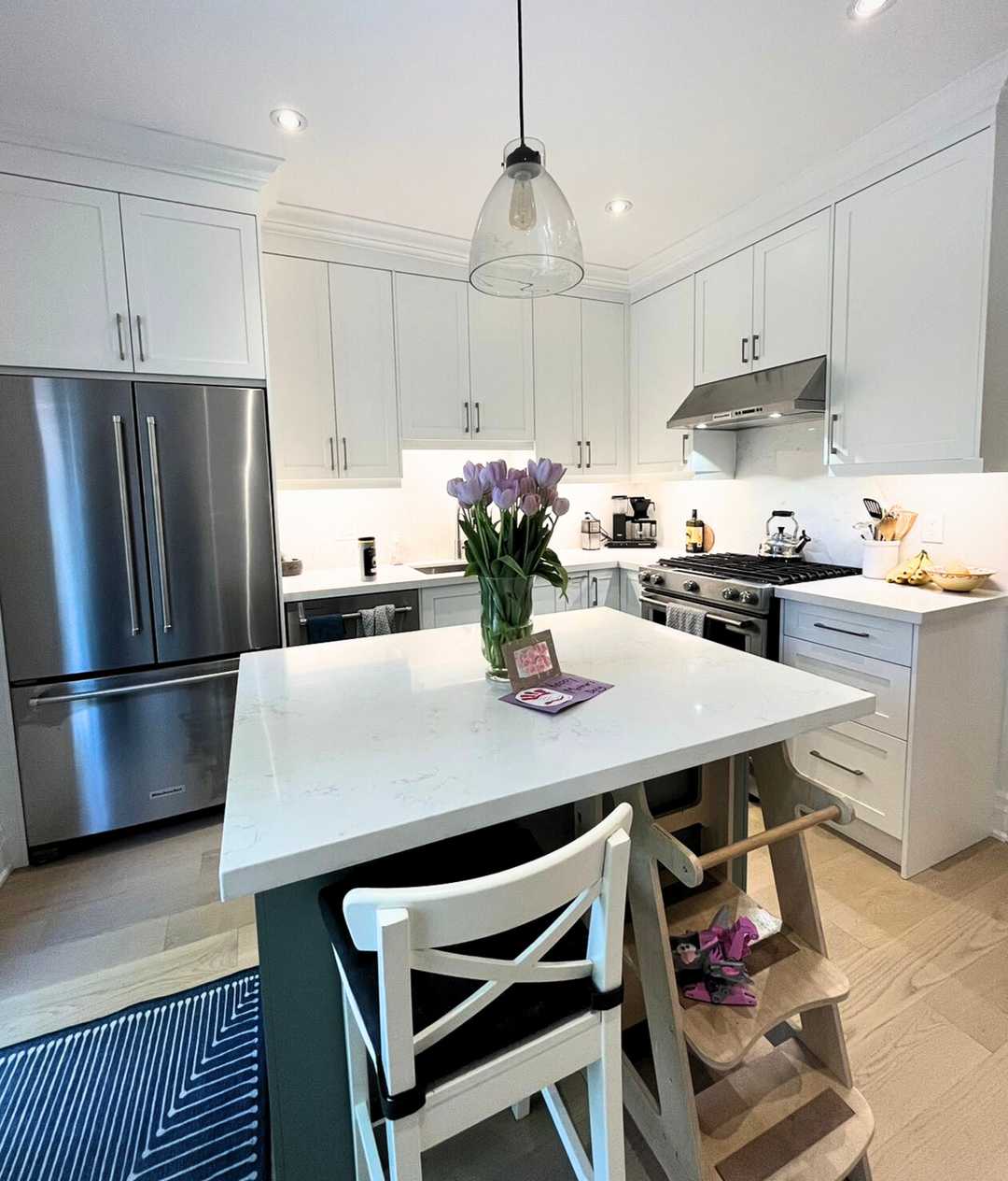 Kitchen renovation with an extended island countertop - Image 3